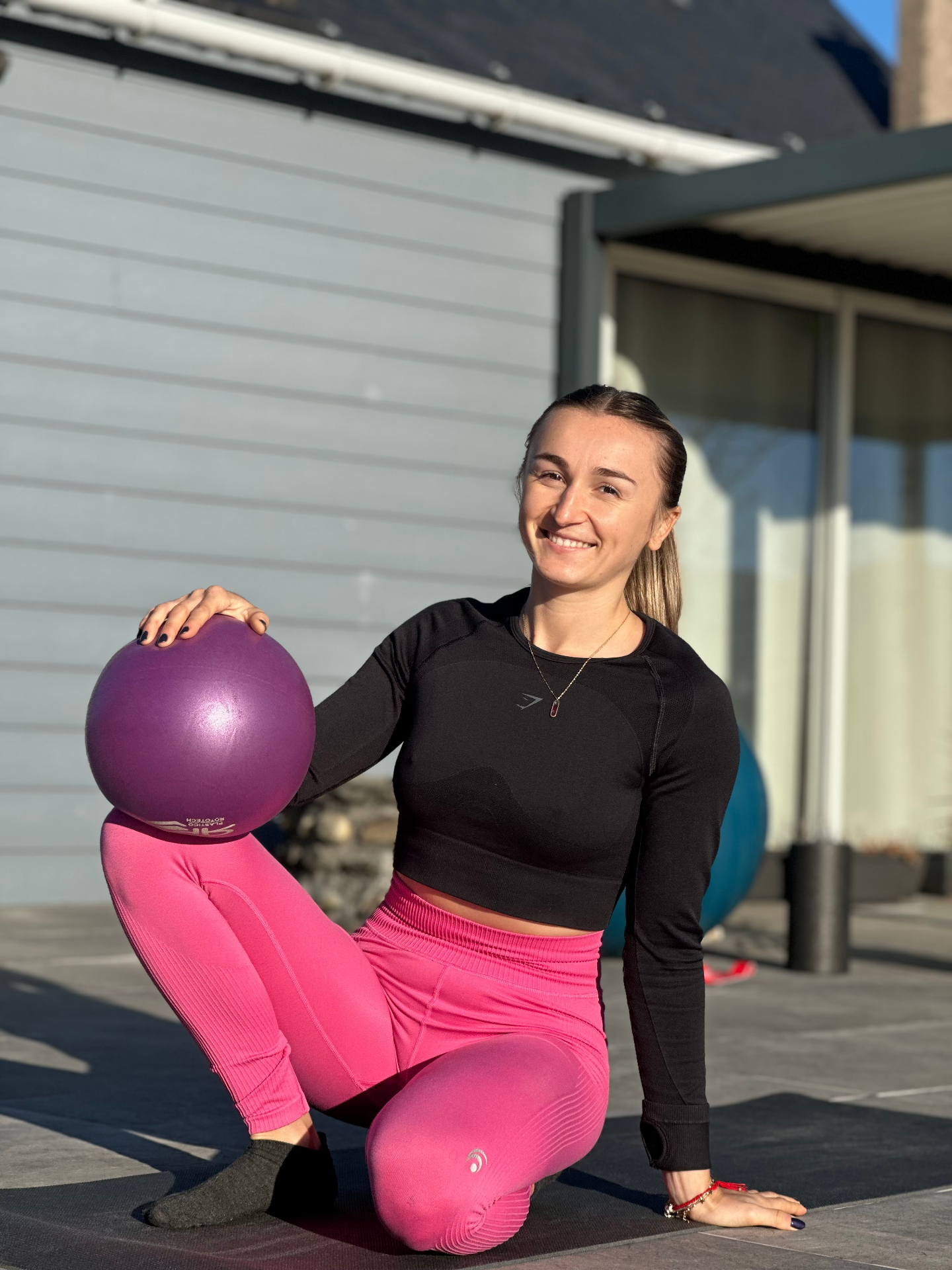Portrait de Clémence Riera, kinésithérapeute du sport et du périnée